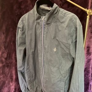 Used Volcom wind breaker Size small